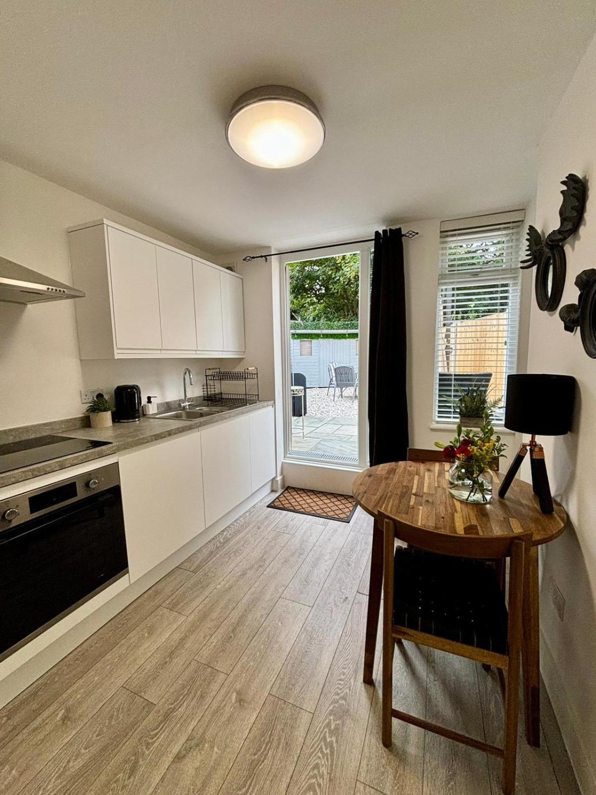 Stylish And Chic Seaside Apartment Southend-on-Sea Dış mekan fotoğraf
